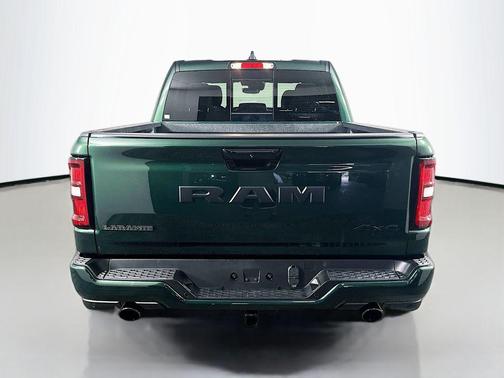 Serrano Green Metallic 2026 RAM 1500 Laramie