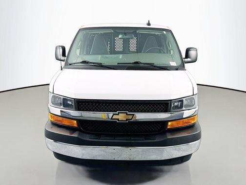Summit White 2024 Chevrolet Express 2500 Work Van