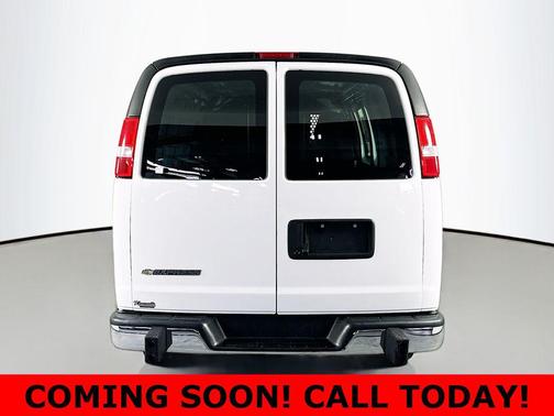 Summit White 2024 Chevrolet Express 2500 RWD 2500 Regular Wheelbase WT