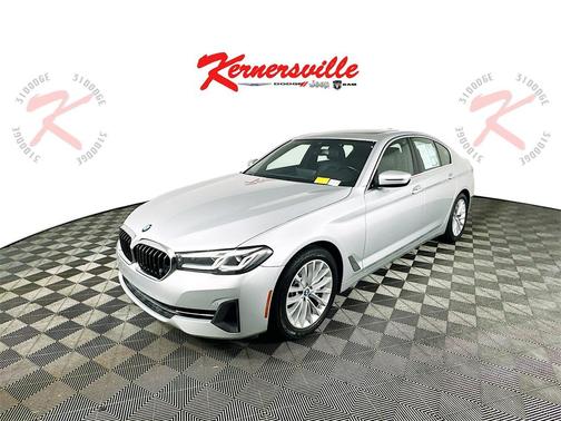 2021 BMW 530 530i