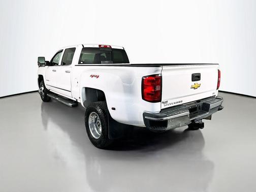Summit White 2015 Chevrolet Silverado 3500 LTZ