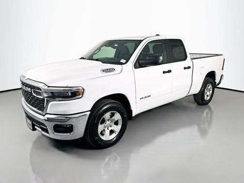 Bright White Clearcoat 2026 RAM 1500 Big Horn/Lone Star