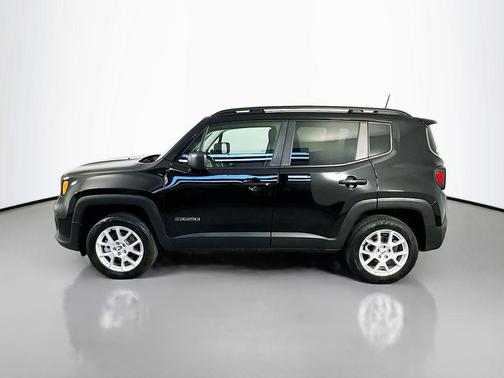 Black Clearcoat 2023 Jeep Renegade Latitude