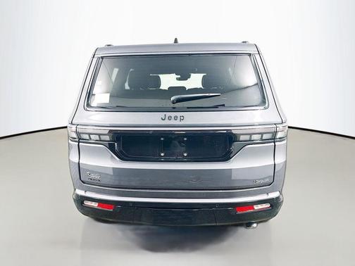 2026 Jeep Grand Wagoneer Limited Altitude 4x4