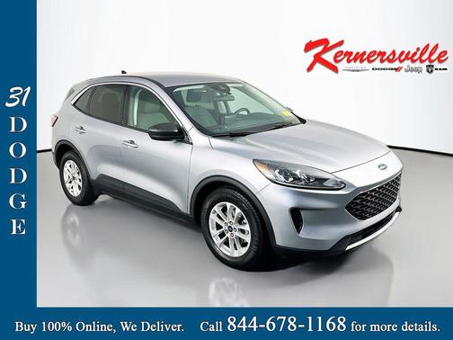 ICONIC SILVER 2022 Ford Escape SE