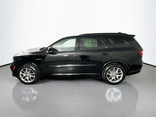 DB Black Clearcoat 2026 Dodge Durango GT Premium AWD HEMI V8