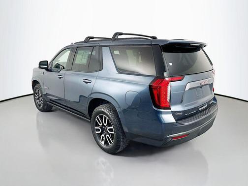 Dark Sky Metallic 2021 GMC Yukon 4WD AT4