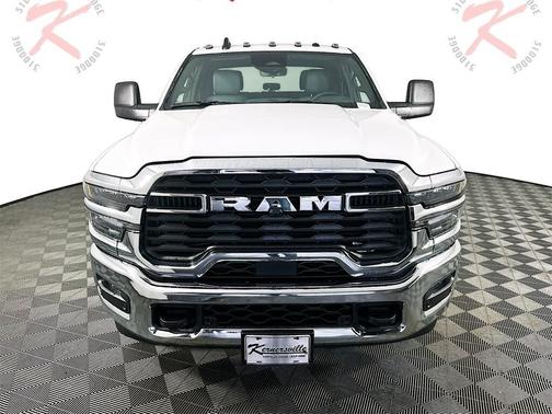 2025 RAM 2500 Tradesman Crew Cab 4x4 8' Box