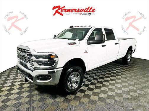 2025 RAM 2500 Tradesman Crew Cab 4x4 8' Box