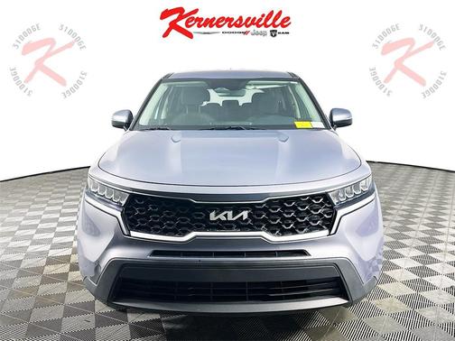 2022 Kia Sorento LX
