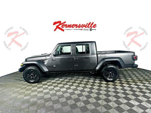 2026 Jeep Gladiator Sport
