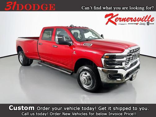 Molten Red Pearlcoat 2026 RAM 3500 Tradesman Crew Cab 4x4 8' Box