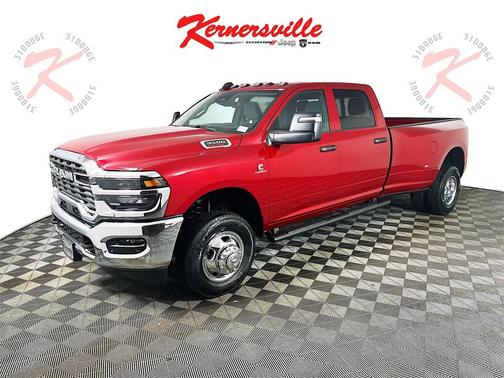 2026 RAM 3500 Tradesman Crew Cab 4x4 8' Box