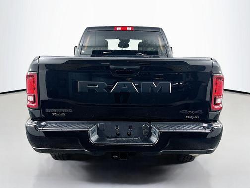 2026 RAM 2500 Big Horn Crew Cab 4x4 6'4' Box