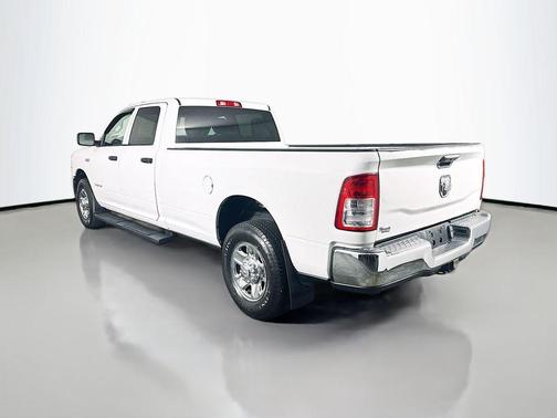 2020 RAM 2500 Tradesman Crew Cab 4x2 8' Box