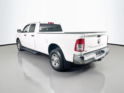 Bright White Clearcoat 2020 RAM 2500 Tradesman Crew Cab 4x2 8' Box
