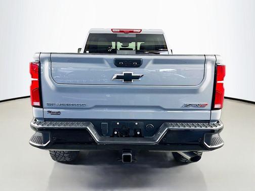 Slate Gray Metallic 2025 Chevrolet Silverado 2500 4WD Crew Cab Standard Bed ZR2