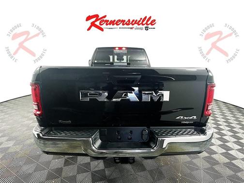 2025 RAM 2500 Tradesman Crew Cab 4x4 8' Box