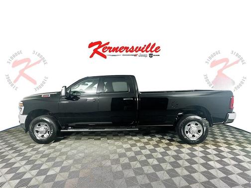2025 RAM 2500 Tradesman Crew Cab 4x4 8' Box