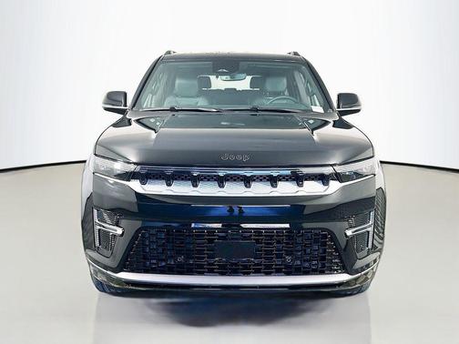 2026 Jeep Grand Wagoneer 4x4