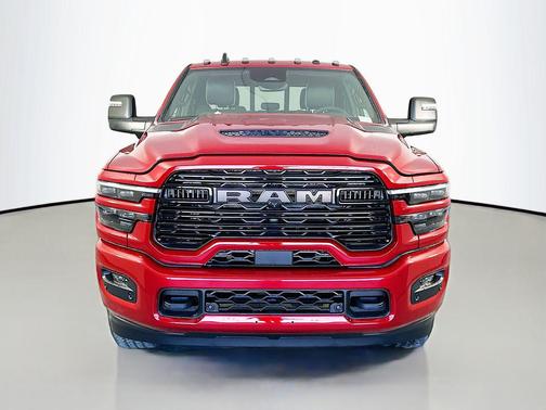 Molten Red Pearlcoat 2026 RAM 2500 Laramie Crew Cab 4x4 8' Box