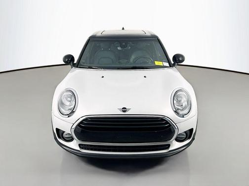 White Silver Metallic 2019 MINI Clubman Cooper ALL4