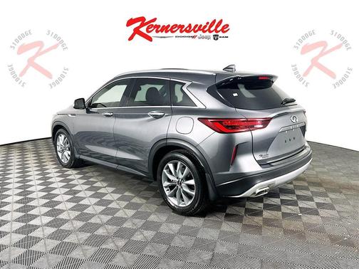 2022 INFINITI QX50 ESSENTIAL