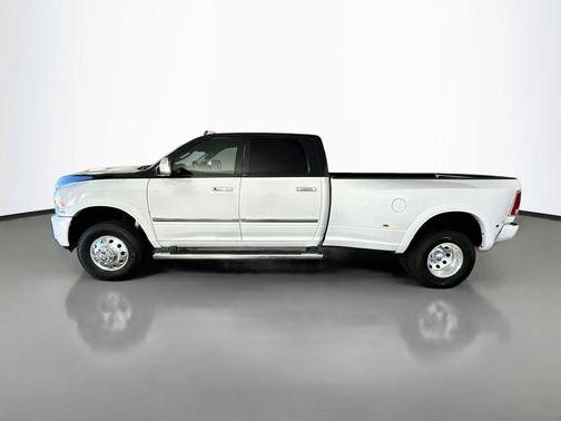 Bright White Clearcoat 2016 RAM 3500 Laramie