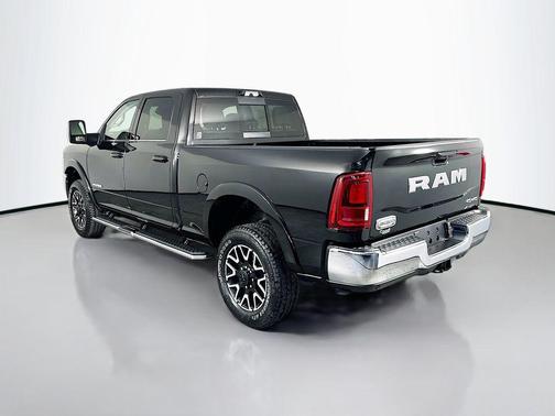 Diamond Black Crystal Pearlcoat 2026 RAM 2500 Longhorn