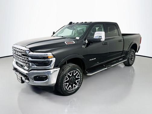 Diamond Black Crystal Pearlcoat 2026 RAM 2500 Longhorn