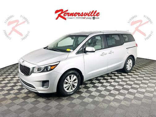 2016 Kia Sedona LX
