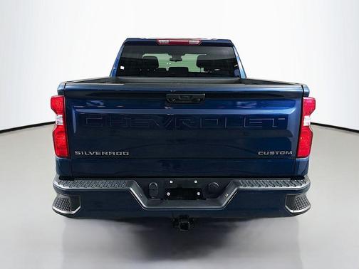 Northsky Blue Metallic 2022 Chevrolet Silverado 1500 Custom
