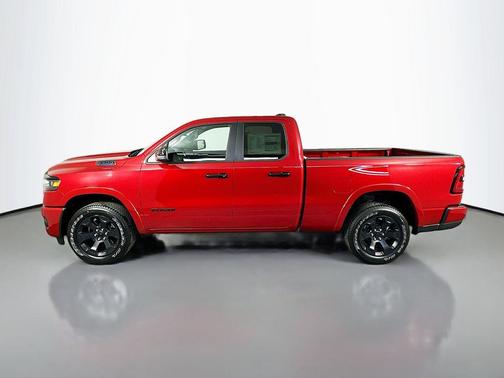 Molten Red Pearlcoat 2026 RAM 1500 Big Horn/Lone Star
