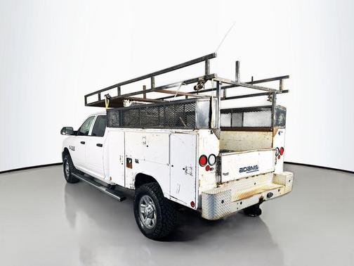 Bright White Clearcoat 2018 RAM 2500 Tradesman Crew Cab 4x4 8' Box