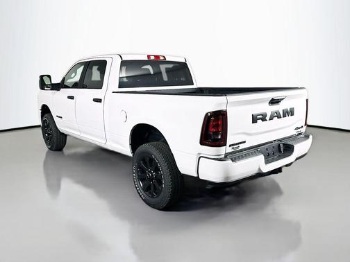 2026 RAM 2500 Big Horn Crew Cab 4x4 6'4' Box