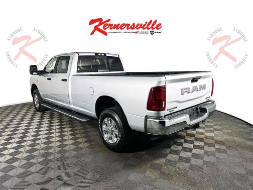 2026 RAM 3500 Big Horn Crew Cab 4x4 8' Box