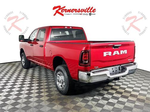 2026 RAM 2500 Tradesman Crew Cab 4x4 6'4' Box