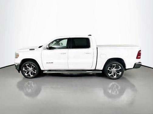 Ivory White Tri-Coat Pearlcoat 2024 RAM 1500 Longhorn