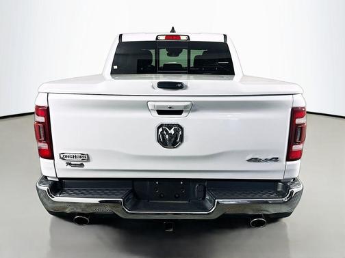 Ivory White Tri-Coat Pearlcoat 2024 RAM 1500 Longhorn