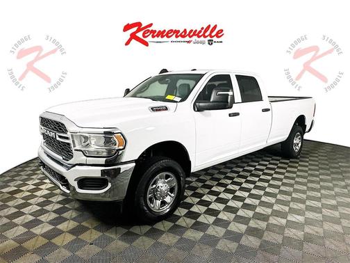 2024 RAM 3500 Tradesman Crew Cab 4x4 8' Box