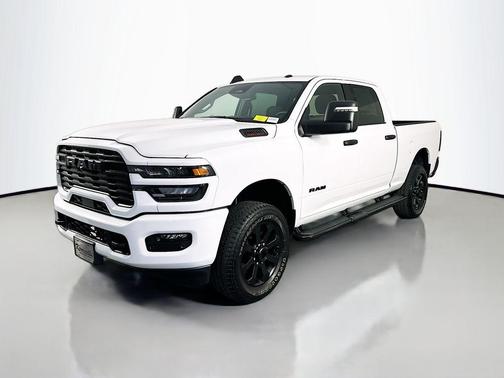Bright White Clearcoat 2025 RAM 2500 Big Horn Crew Cab 4x4 6'4' Box