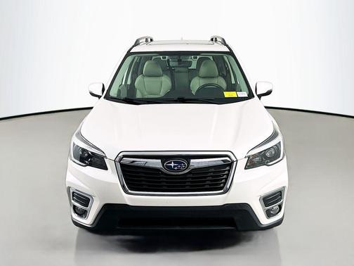 Crystal White Pearl 2021 Subaru Forester Limited