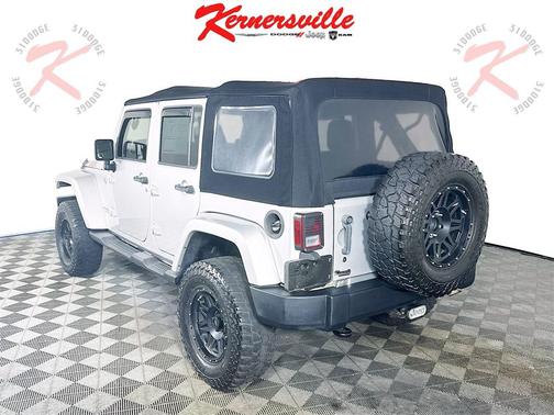2011 Jeep Wrangler Unlimited Sahara
