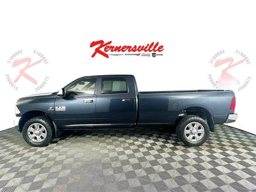 2017 RAM 2500 Big Horn Crew Cab 4x4 8' Box