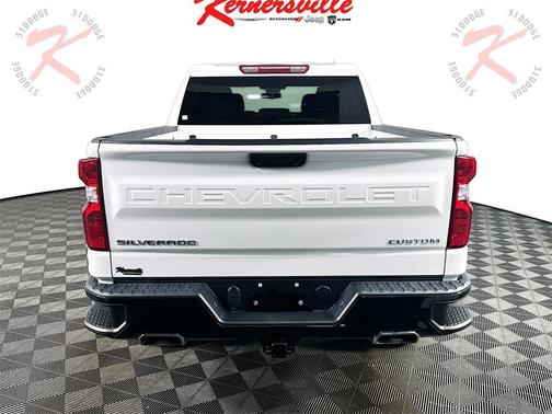 2023 Chevrolet Silverado 1500 Custom Trail Boss
