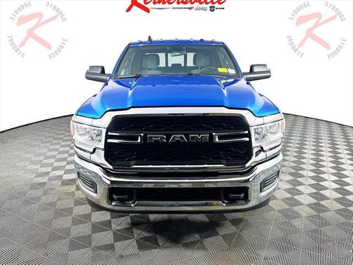 2021 RAM 3500 Tradesman Crew Cab 4x4 8' Box