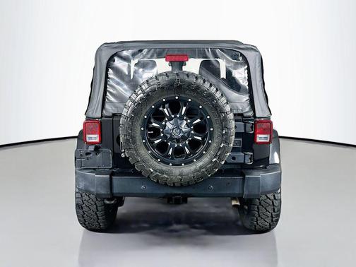 2013 Jeep Wrangler Sahara