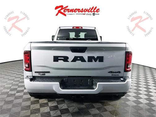 2026 RAM 3500 Big Horn Crew Cab 4x4 8' Box