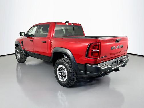 Molten Red Pearlcoat 2026 RAM 1500 RHO Crew Cab 4x4 5'7' Box