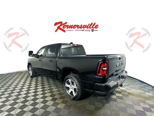 2025 RAM 1500 Express